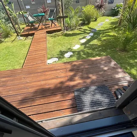 Chalet Accueillant A Avec Jardin