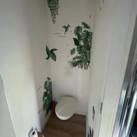 Accueillant A Avec Jardin *